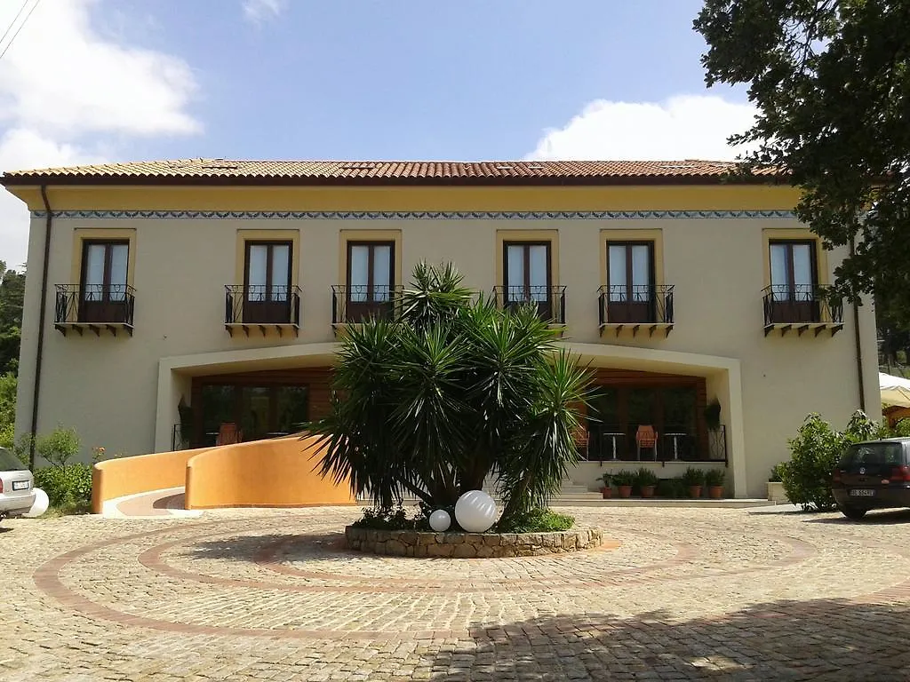 Alle Querce Hotel Ristorante كاستلبونو إيطاليا